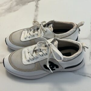 Authentic Chanel Interlocking CC Logo Low Top Athletic Sneakers Size 41.